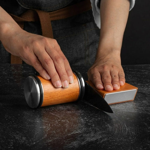 STENØ LAB – Rullsliper for kniver